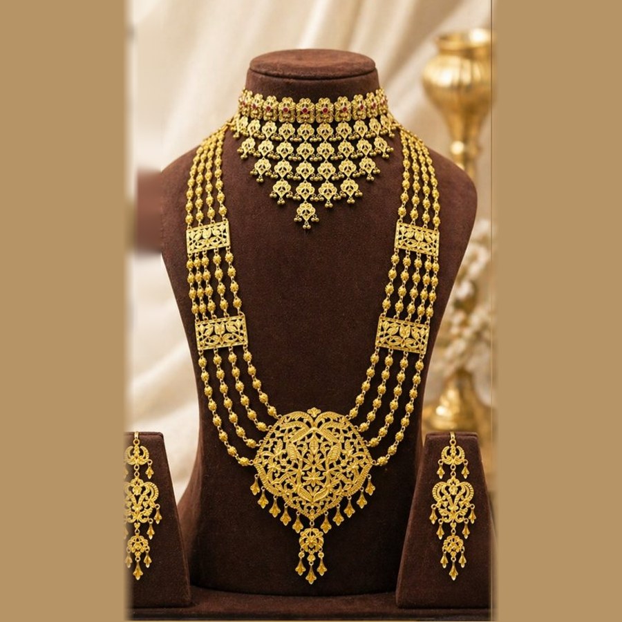 Royal Rani Haar Set from Sukhdev Jewellers and Sons