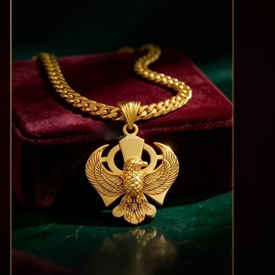 Baaz Locket with Chain from Sukhdev Jewellers and Sons